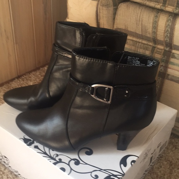 croft & barrow serf women's ortholite wedge ankle boots